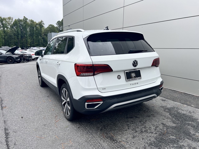 2022 Volkswagen Taos SE photo 5