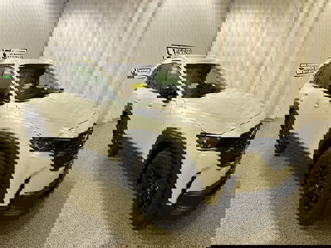 2025 Mazda CX-50 Select's photo