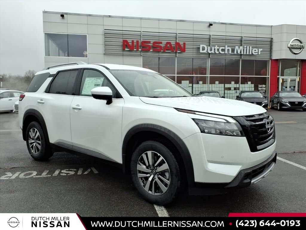 2025 Nissan Pathfinder SL's photo