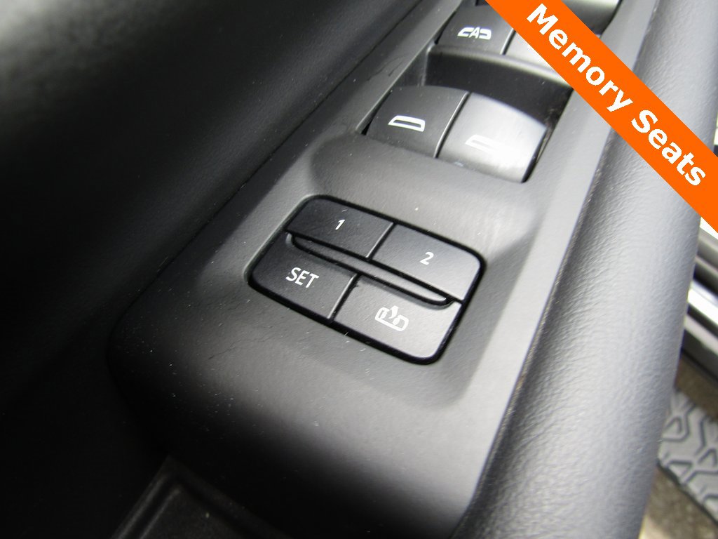 2022 Chevrolet Suburban Z71 photo 6