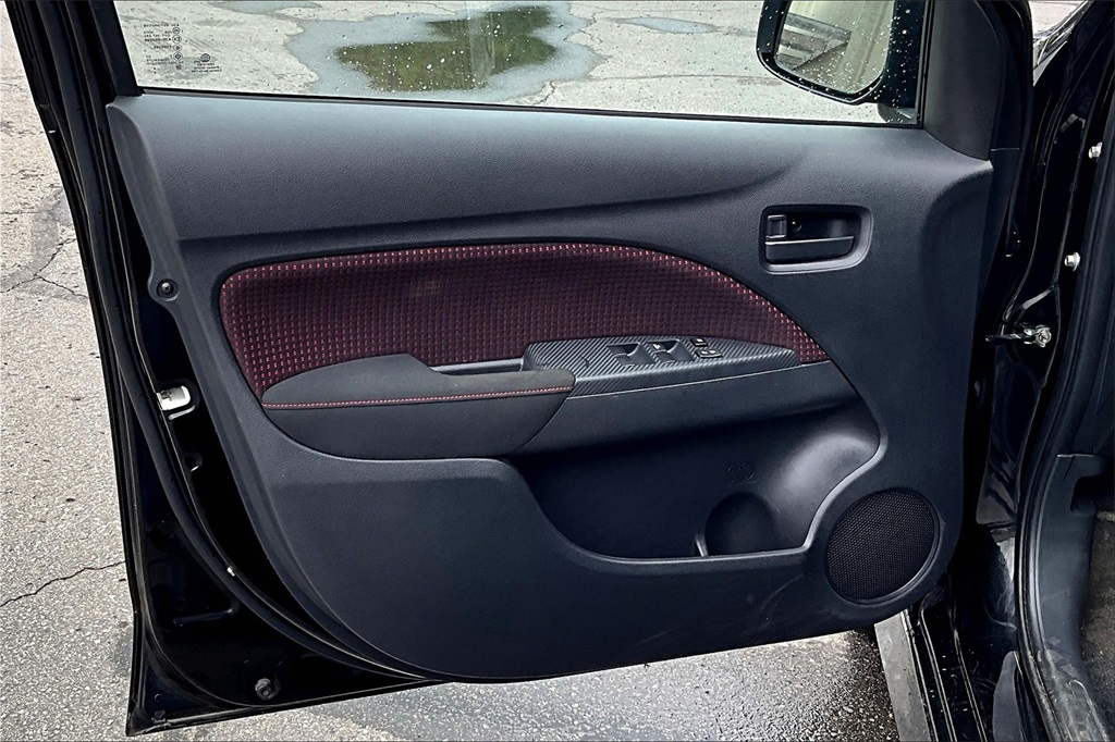 2024 Mitsubishi Mirage G4 ES photo 9