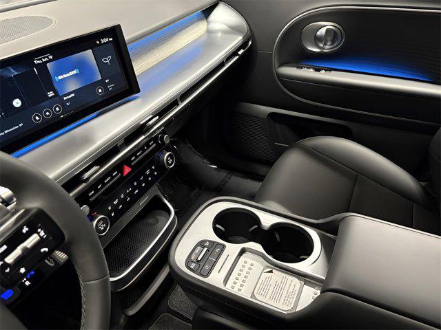2026 Hyundai Ioniq SEL photo 10