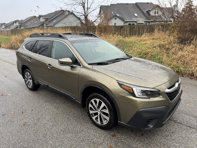 2020 Subaru Outback Premium photo 3