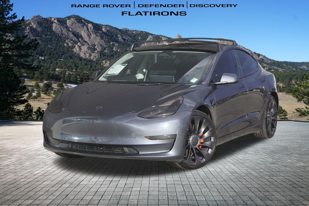 2022 Tesla Model 3 Performance's photo