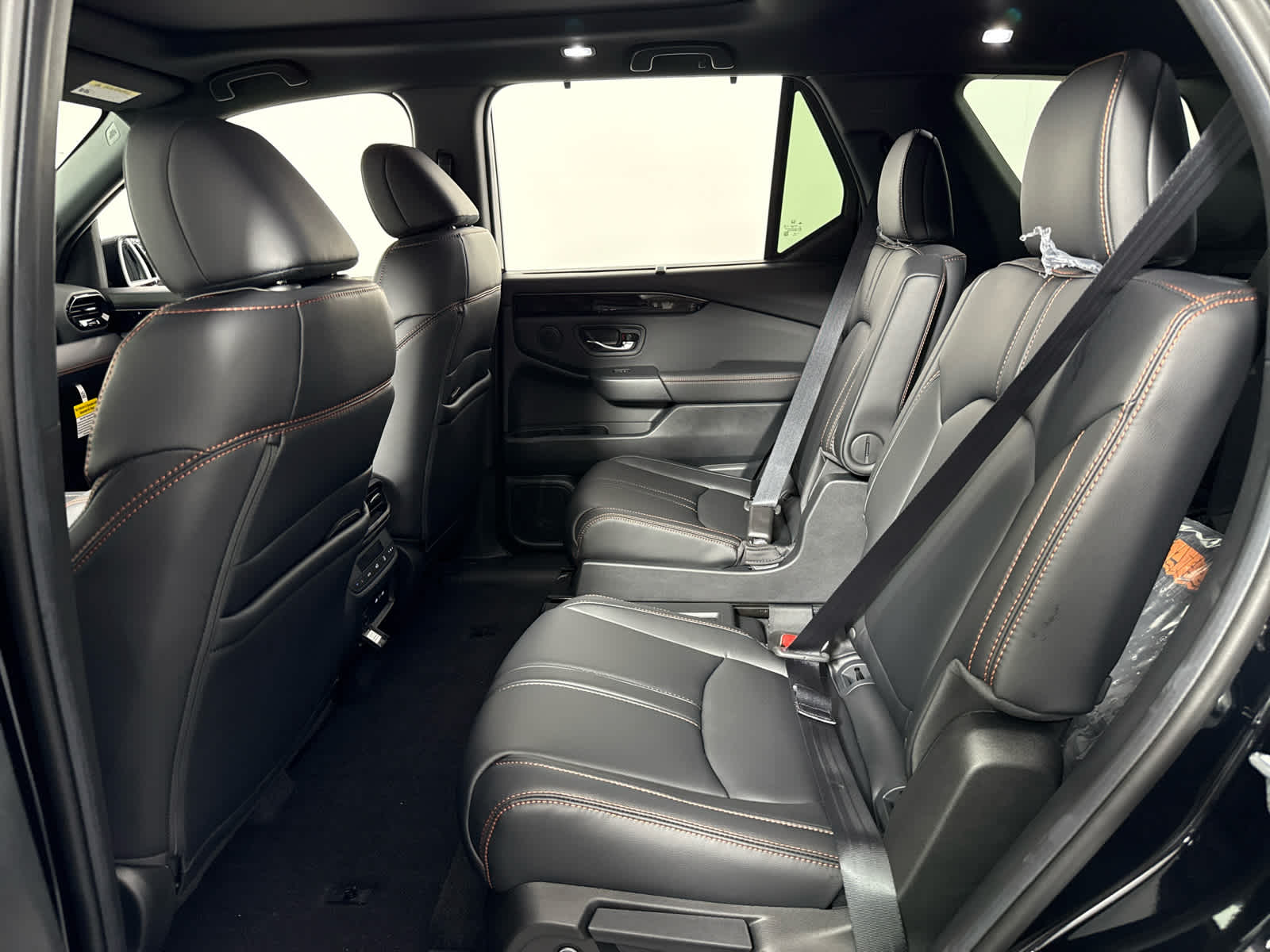 2025 Honda Pilot TrailSport photo 17