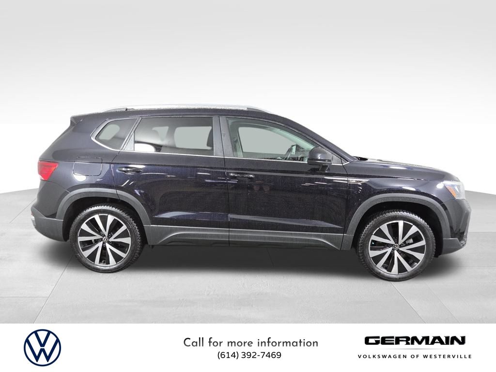 2022 Volkswagen Taos SE photo 4