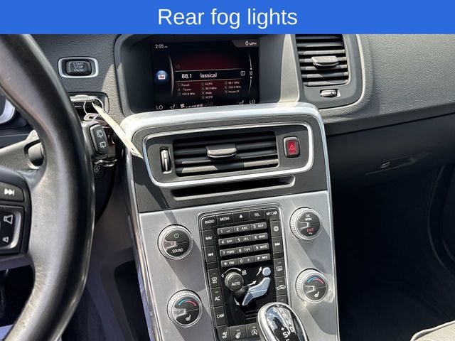 2018 Volvo V60 T5 photo 13