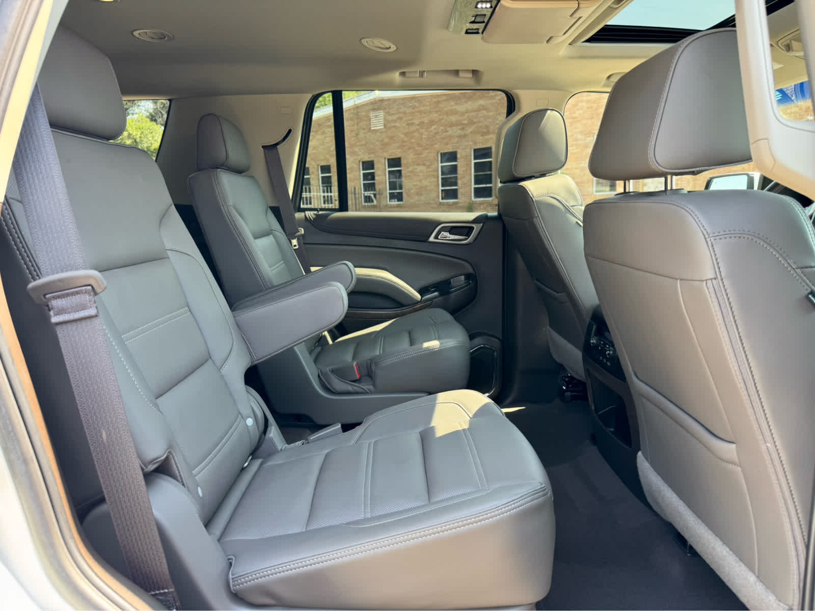 2019 Gmc Yukon Denali photo 9