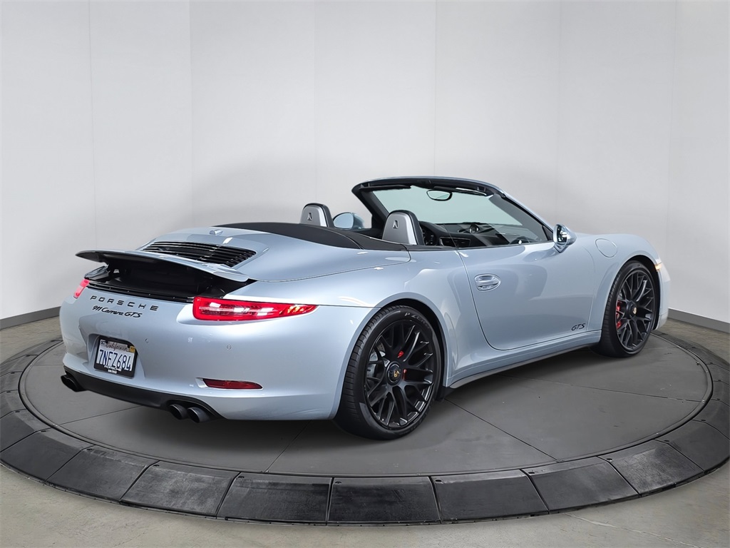 2015 Porsche 911 GTS photo 7