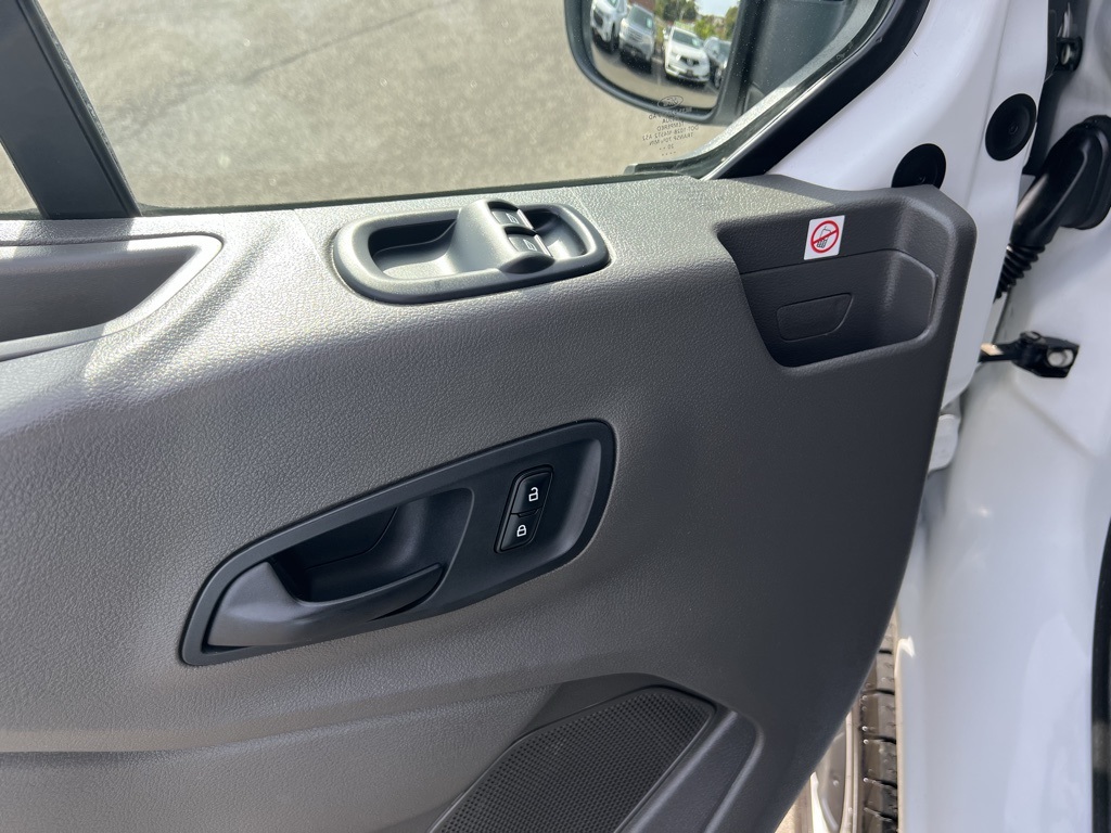 2020 Ford Transit photo 12