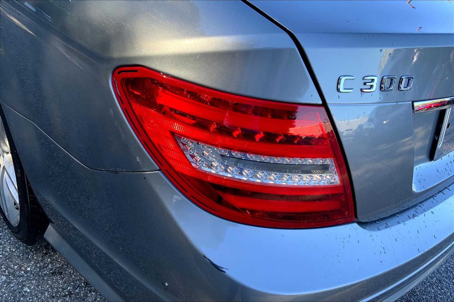 2012 Mercedes Benz C 300 Sport photo 27