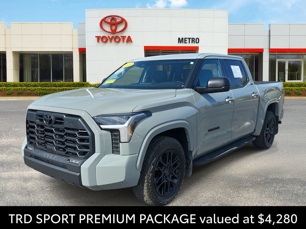 2023 Toyota Tundra SR5's photo