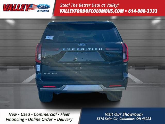 2025 Ford Expedition Platinum photo 2
