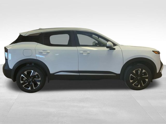 2025 Nissan Kicks SV photo 4