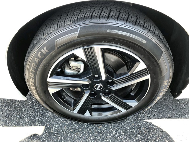 2024 Nissan Sentra SV photo 2