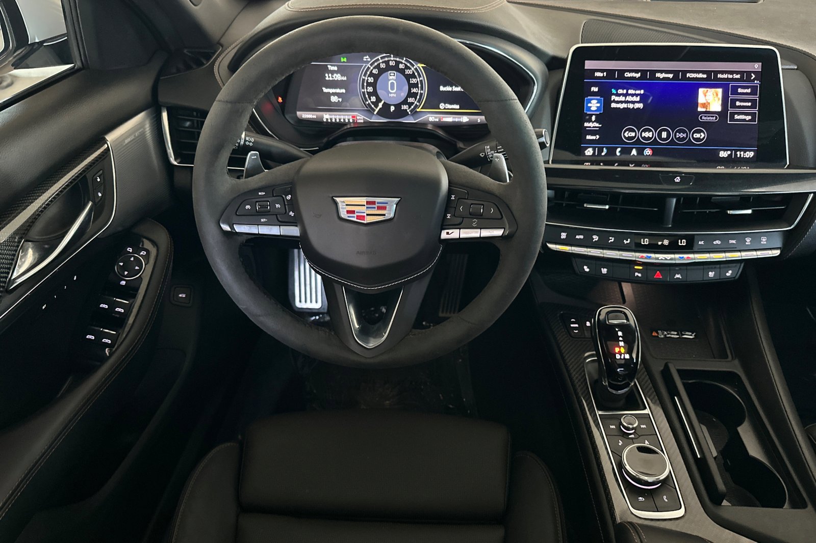2024 Cadillac CT5 V photo 13