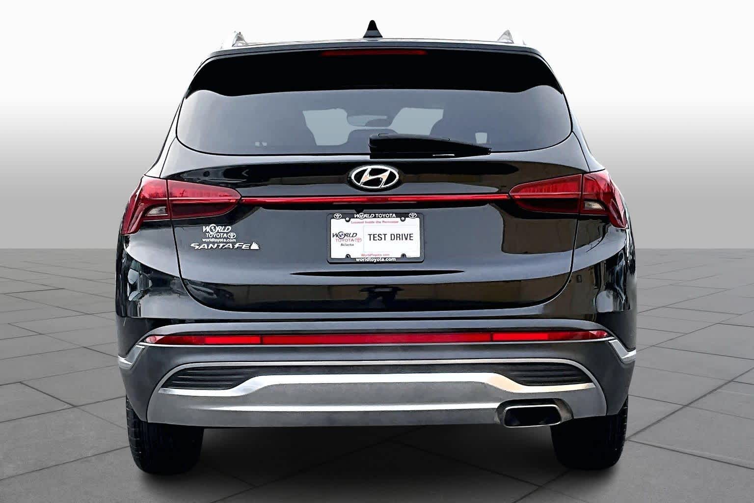2022 Hyundai Santa Fe SEL photo 4