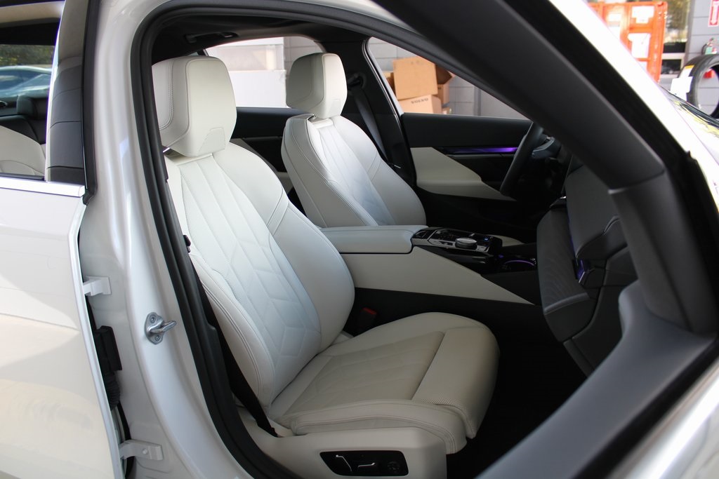 2024 Bmw i5 eDrive40 photo 4