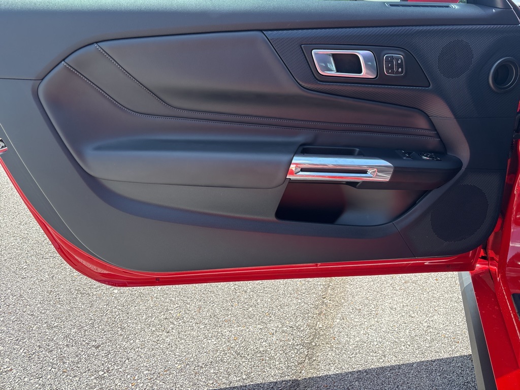 2024 Ford Mustang GT Premium photo 12