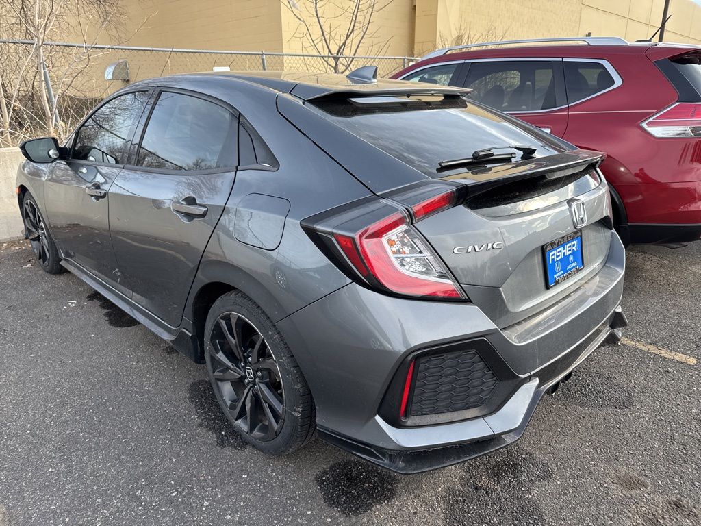 2017 Honda Civic Sport Touring photo 2