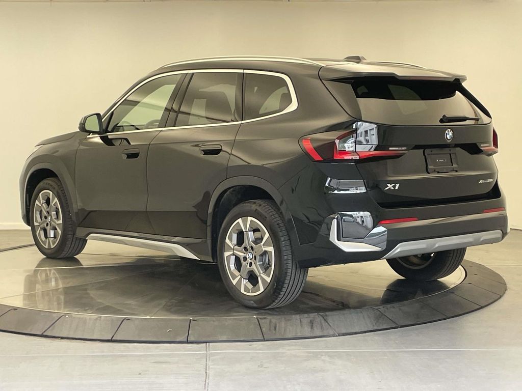 2025 Bmw X1 XDrive28i photo 3