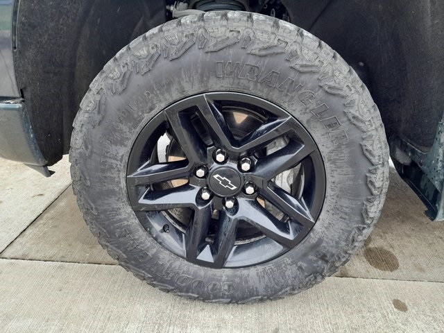 2024 Chevrolet Silverado 1500 Custom Trail Boss photo 9