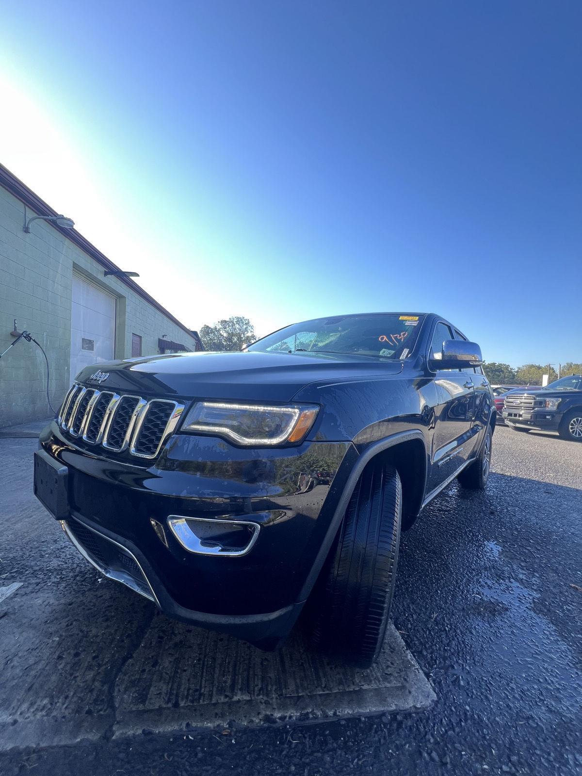 2021 Jeep Grand Cherokee Limited photo 5