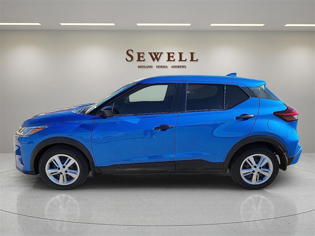 Used 2023 Nissan Kicks S with VIN 3N1CP5BV9PL575437 for sale in Midland, TX
