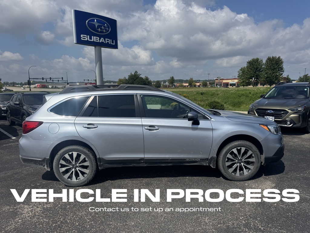 Used 2015 Subaru Outback Limited with VIN 4S4BSBLC6F3286105 for sale in Rochester, Minnesota