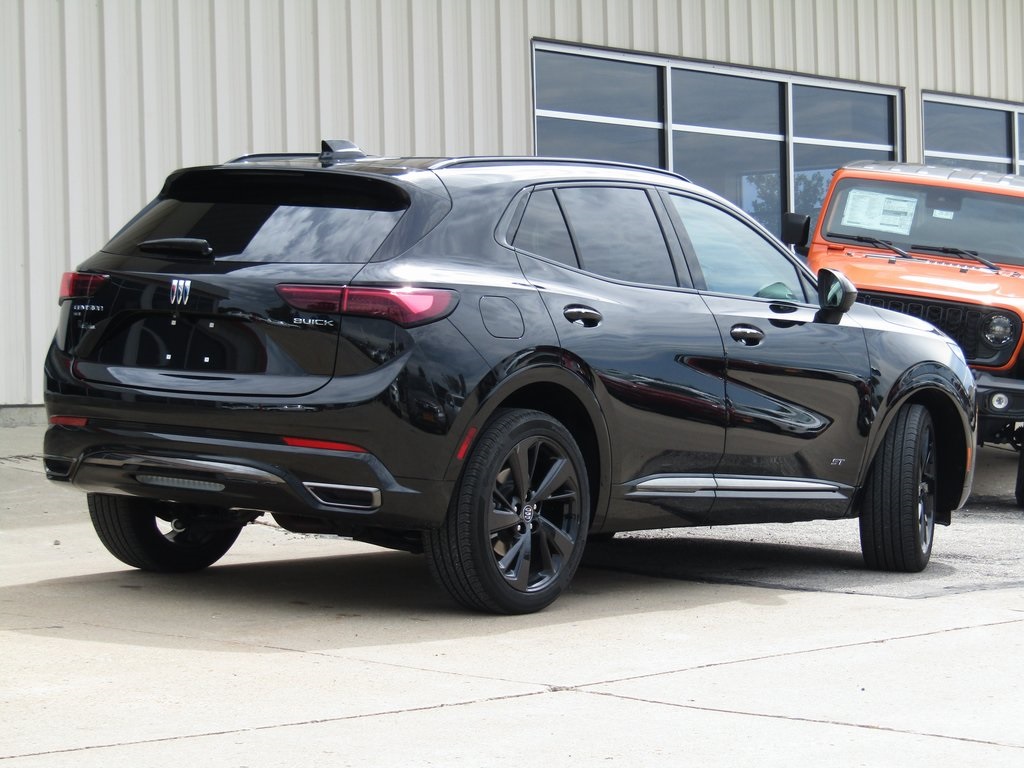 2025 Buick Envision Sport Touring photo 3