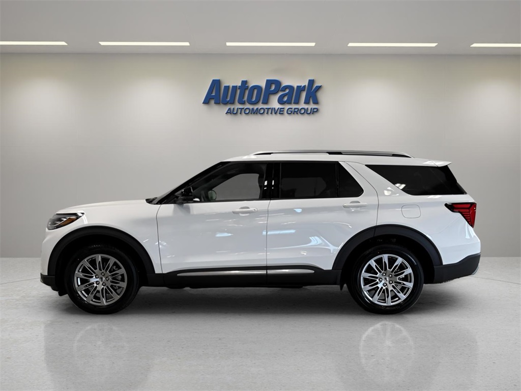 2026 Ford Explorer Platinum photo 2