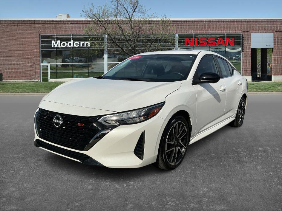 2024 Nissan Sentra SR's photo