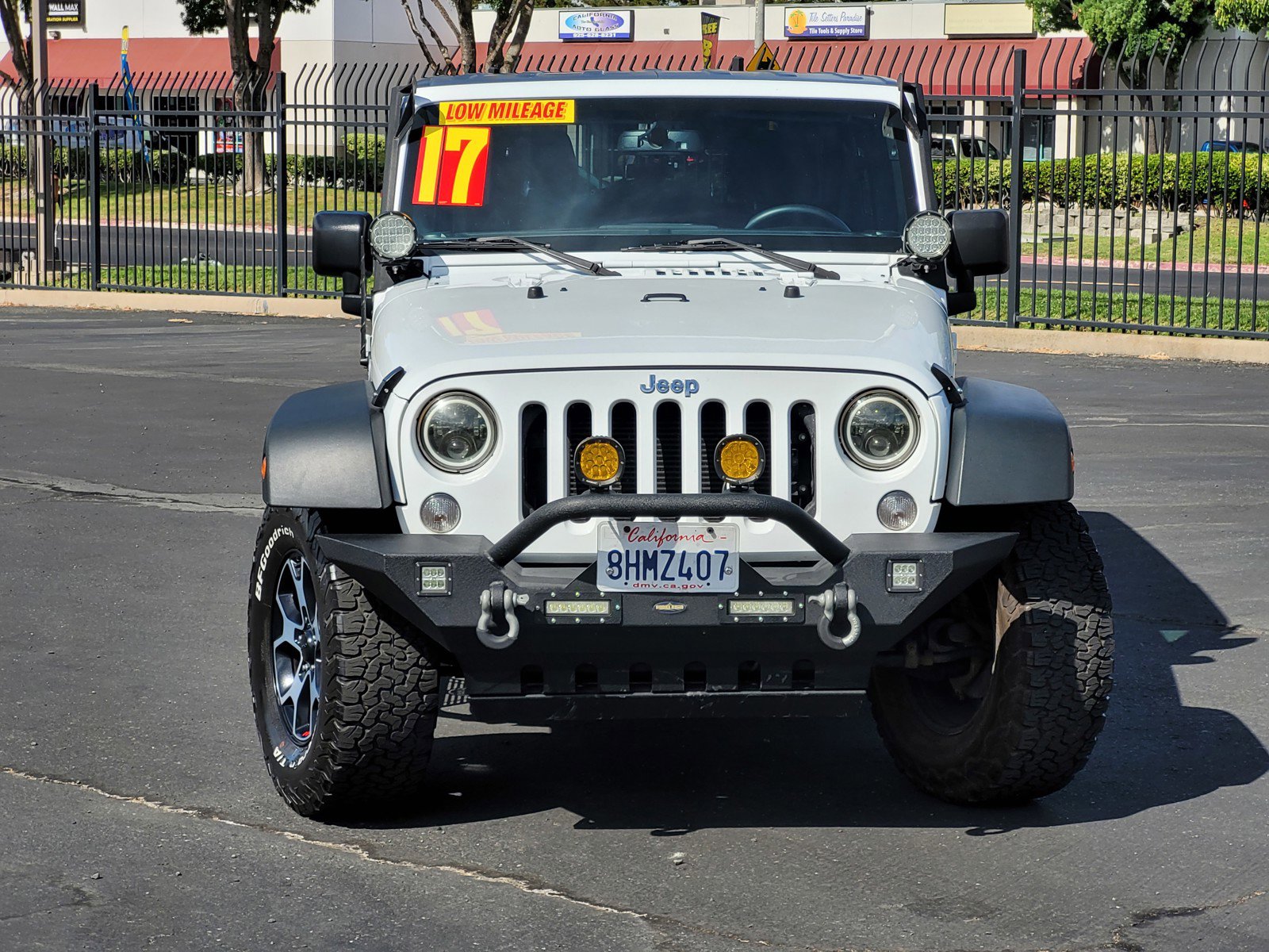 2017 Jeep Wrangler Unlimited Sport photo 2