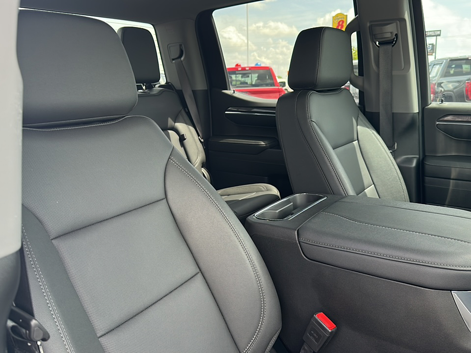 2024 Chevrolet Silverado 1500 LTZ photo 12