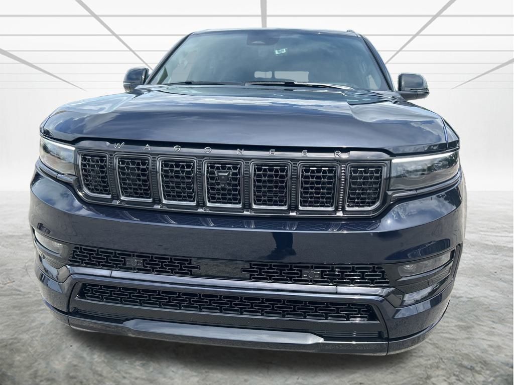 2024 Jeep Grand Wagoneer II photo 3