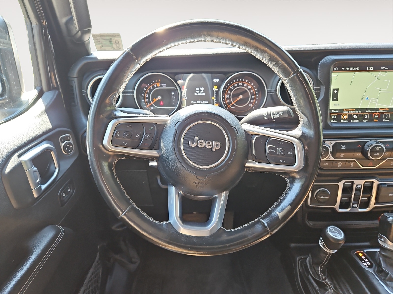 2021 Jeep Gladiator Overland photo 11