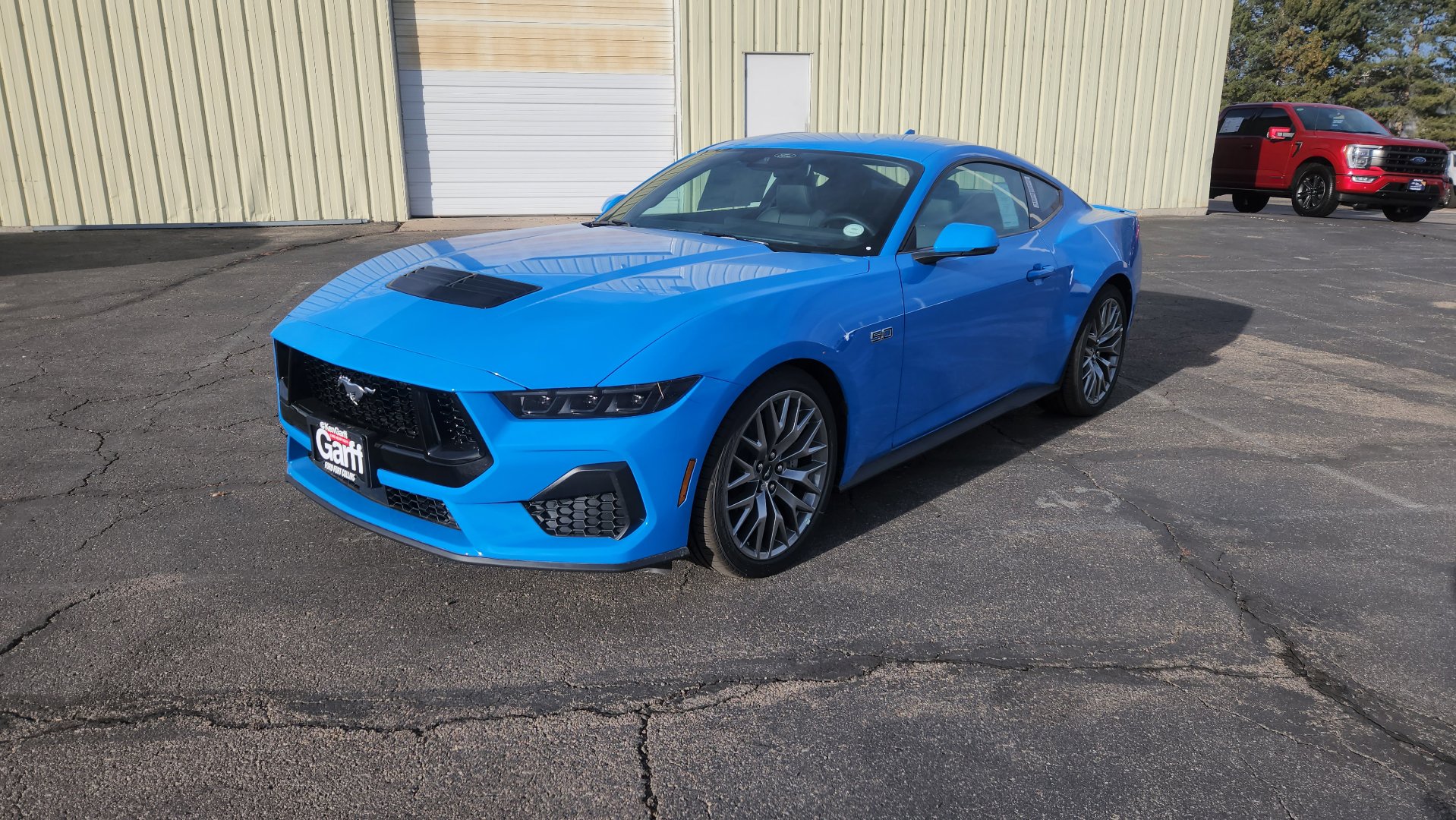 2025 Ford Mustang GT Premium photo 2