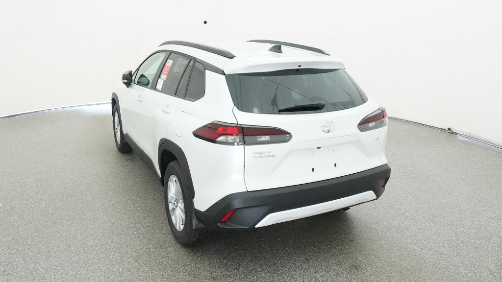 2026 Toyota Corolla Cross LE photo 16