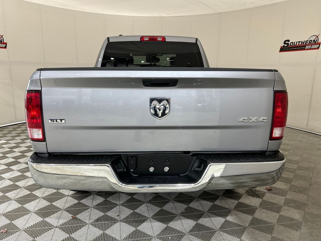 2024 Ram 1500 Classic SLT photo 4