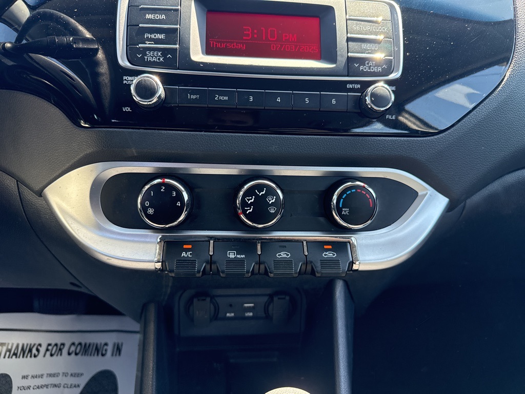 2017 Kia Rio LX photo 10