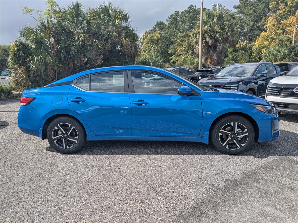 2025 Nissan Sentra SV photo 2