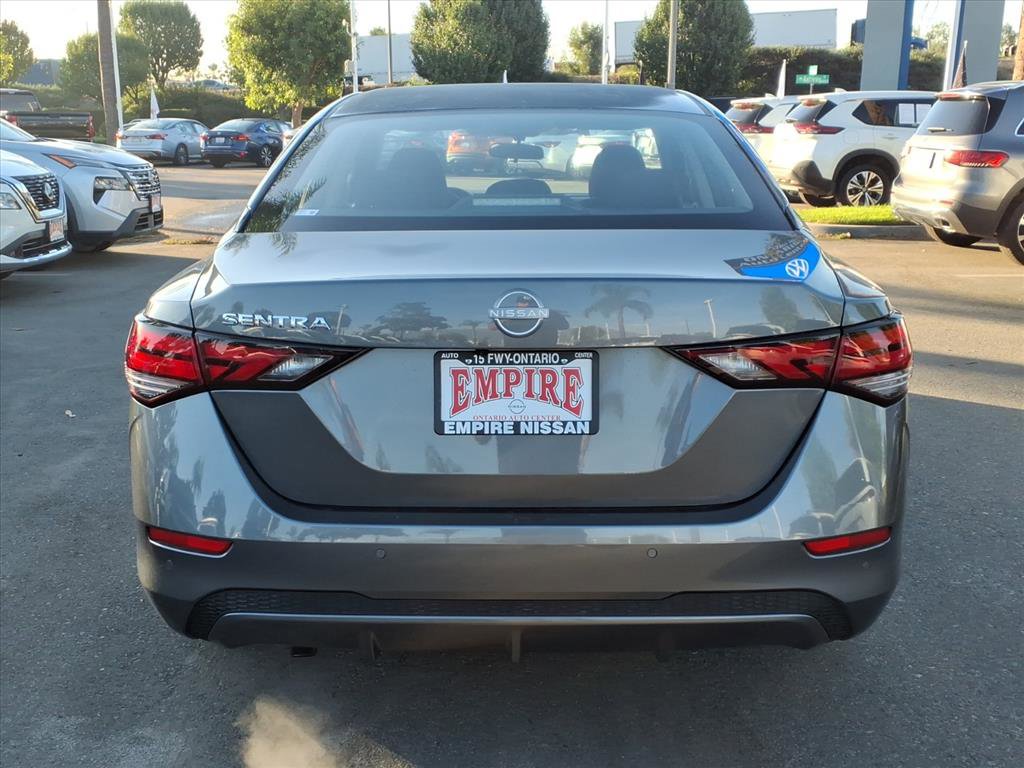 2025 Nissan Sentra S photo 4