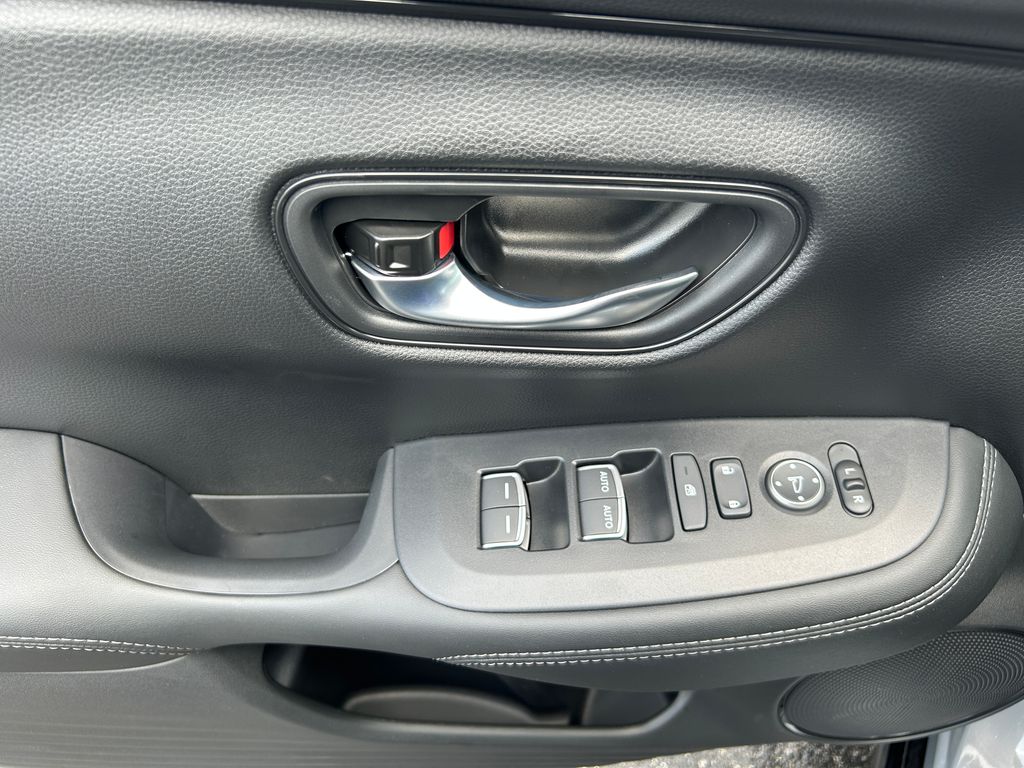 2026 Honda HR-V EX-L photo 24