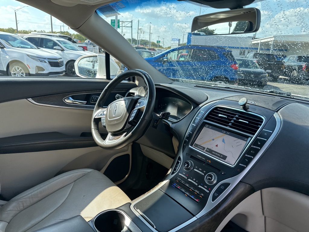 2019 Lincoln Nautilus Reserve photo 26