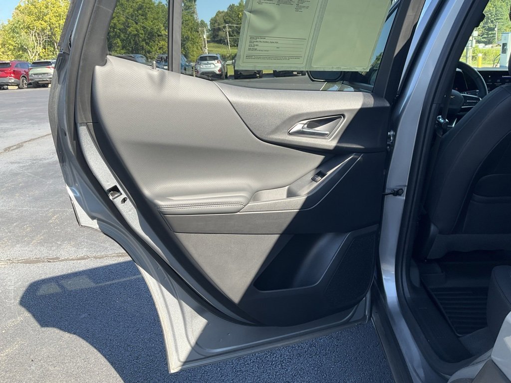 2025 Chevrolet Equinox LT photo 13