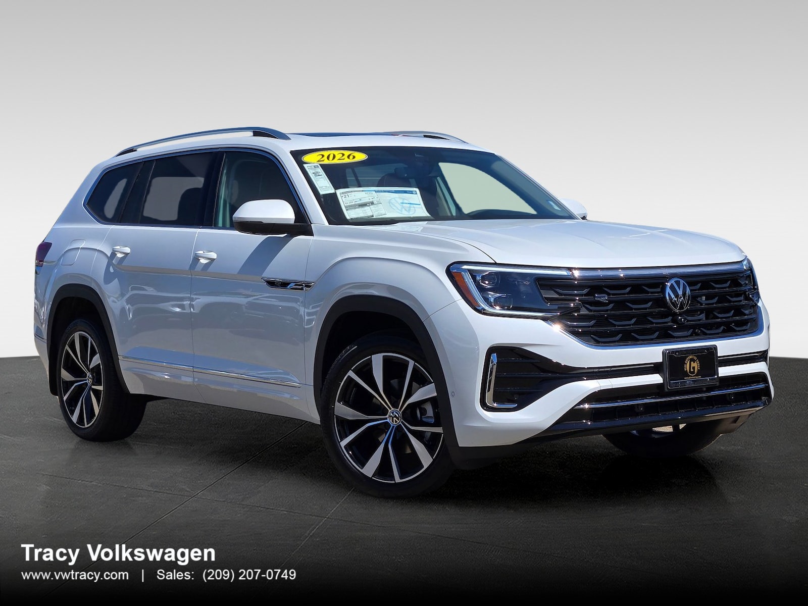 2026 Volkswagen Atlas SEL Premium R-Line's photo
