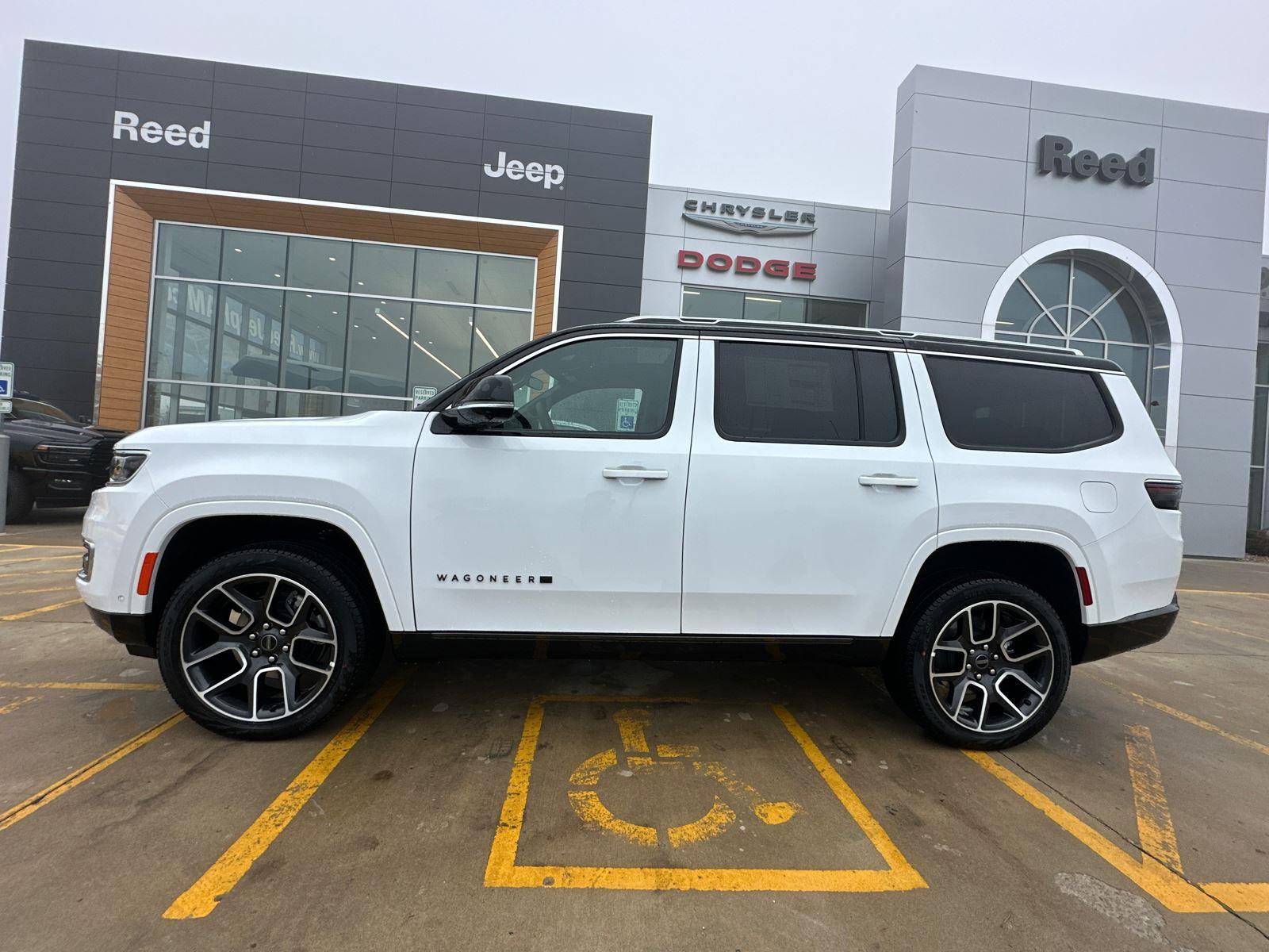 2025 Jeep Wagoneer Series III photo 2