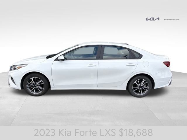 2023 Kia Forte LXS photo 4