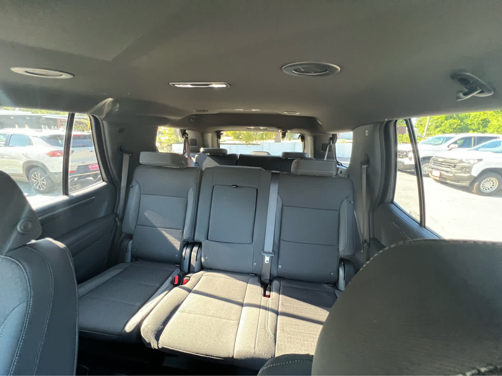 2025 Chevrolet Tahoe LS photo 9