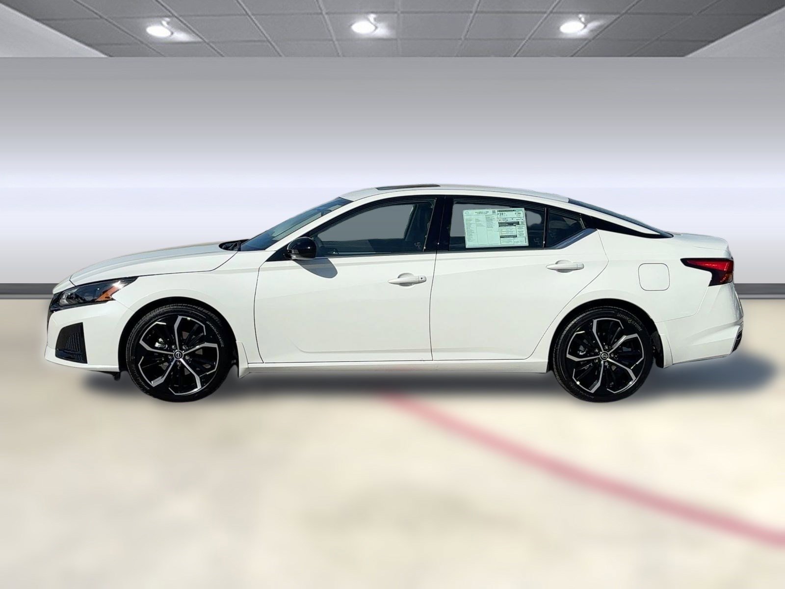 2025 Nissan Altima SR photo 2